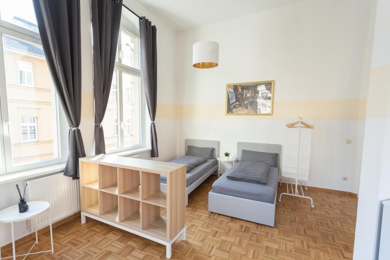 Fullhouse - Halle - M29 Apartments Bagian luar foto