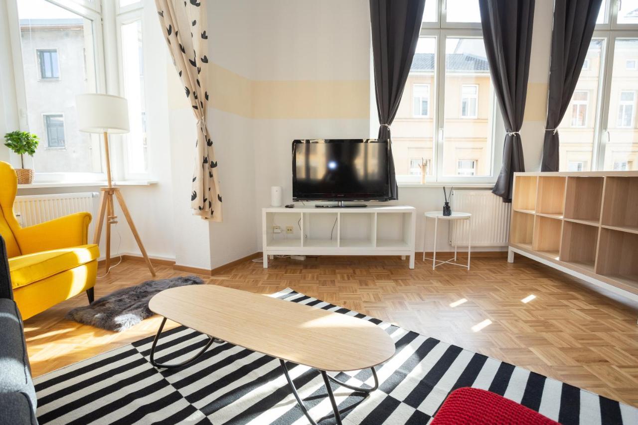 Fullhouse - Halle - M29 Apartments Bagian luar foto