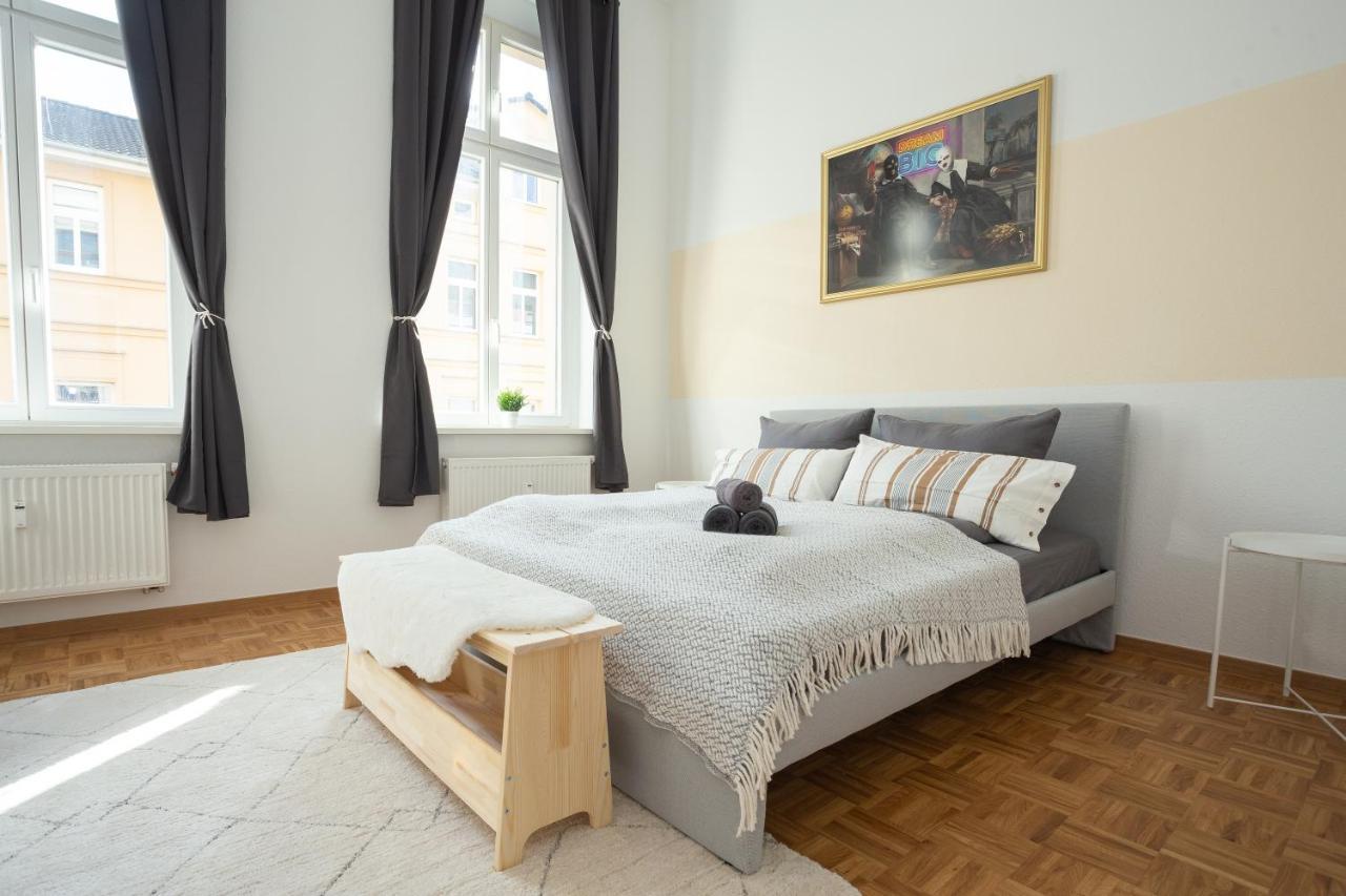 Fullhouse - Halle - M29 Apartments Bagian luar foto